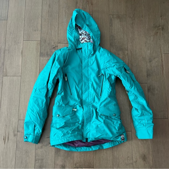 Ladies Burton ski/snowboardd jacket - Picture 1 of 2